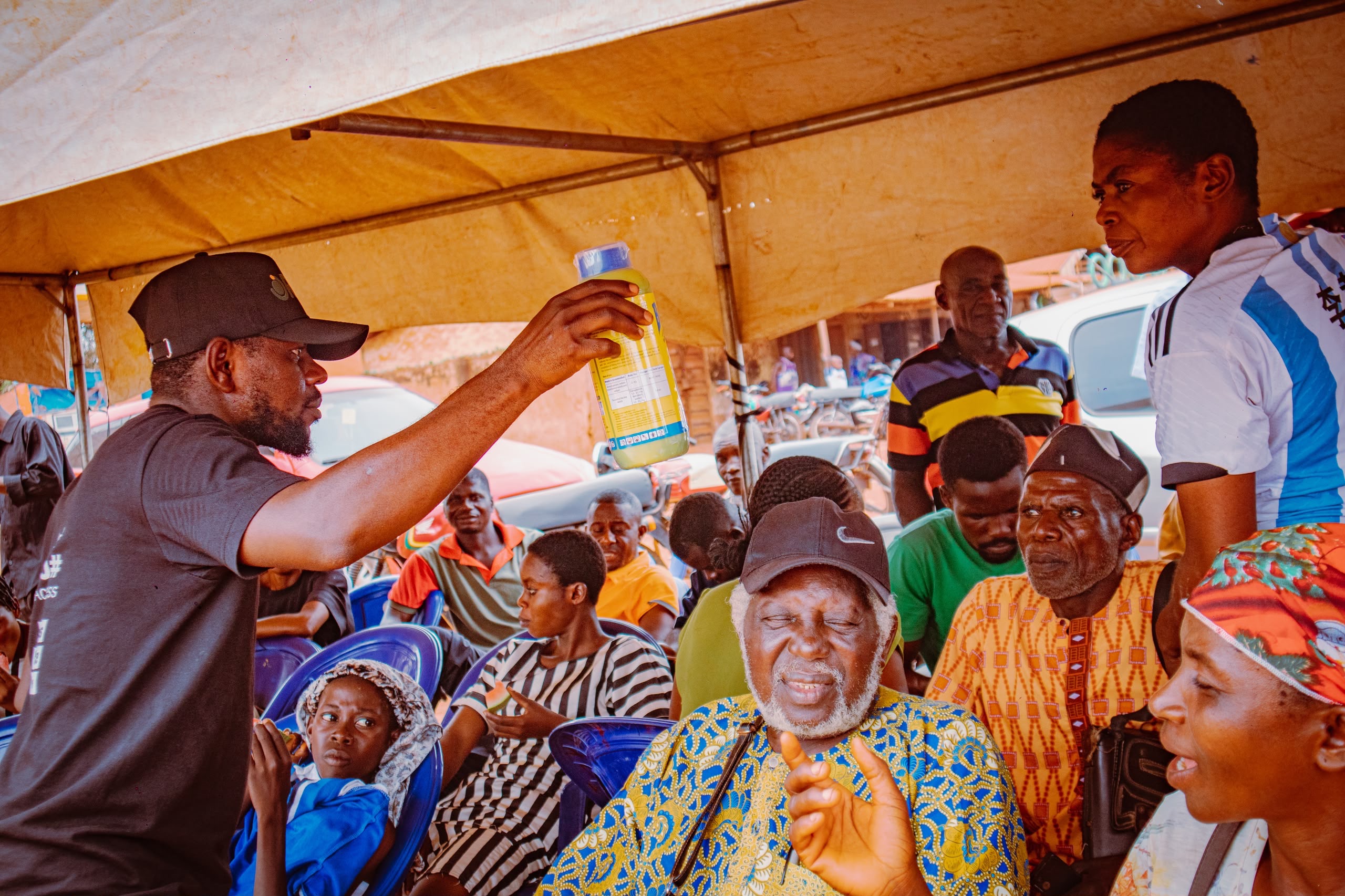 Riwe being demonstrated to farmers